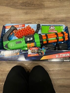 V-Twin Motorized Dart Blaster Toy - Green and Orange